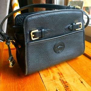 Dooney & Bourke Vintage, Rare AWL Zip Top